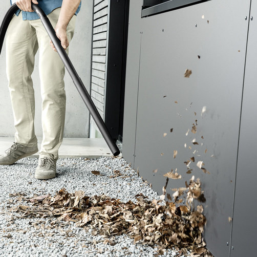 Пылесос сухой и влажной уборки Karcher WD 2 Plus V-12/4/18713 — детальное фото оборудования для СТО на remkola.by