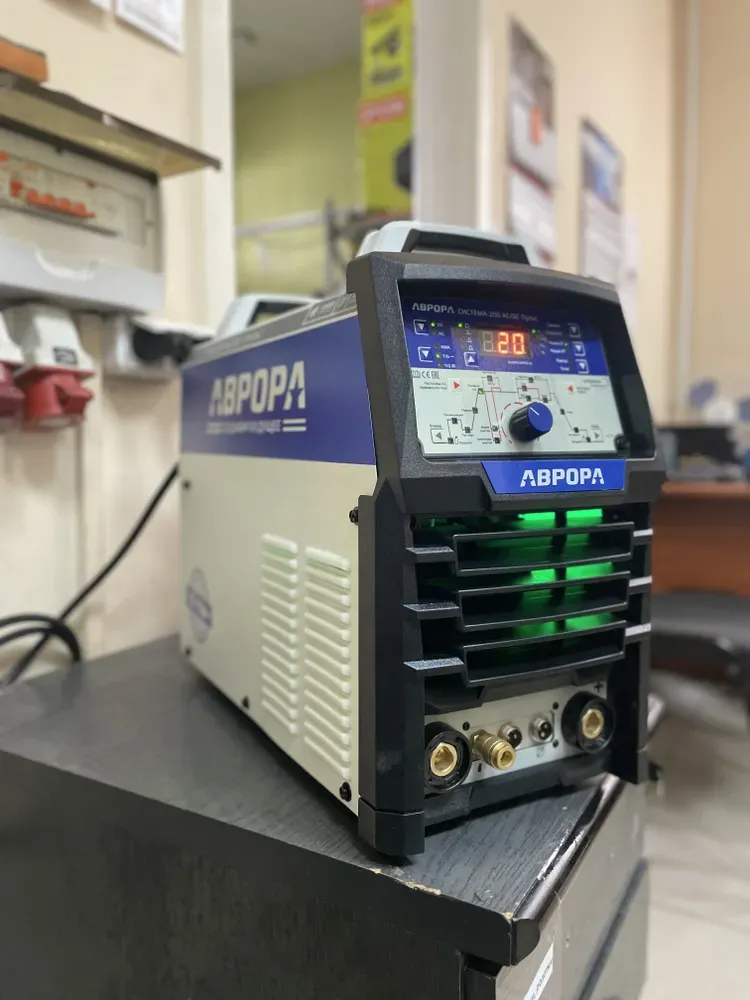 Сварочный инвертор Аврора Система 200 AC/DC ПУЛЬС v2.2 — детальное фото оборудования для СТО на remkola.by