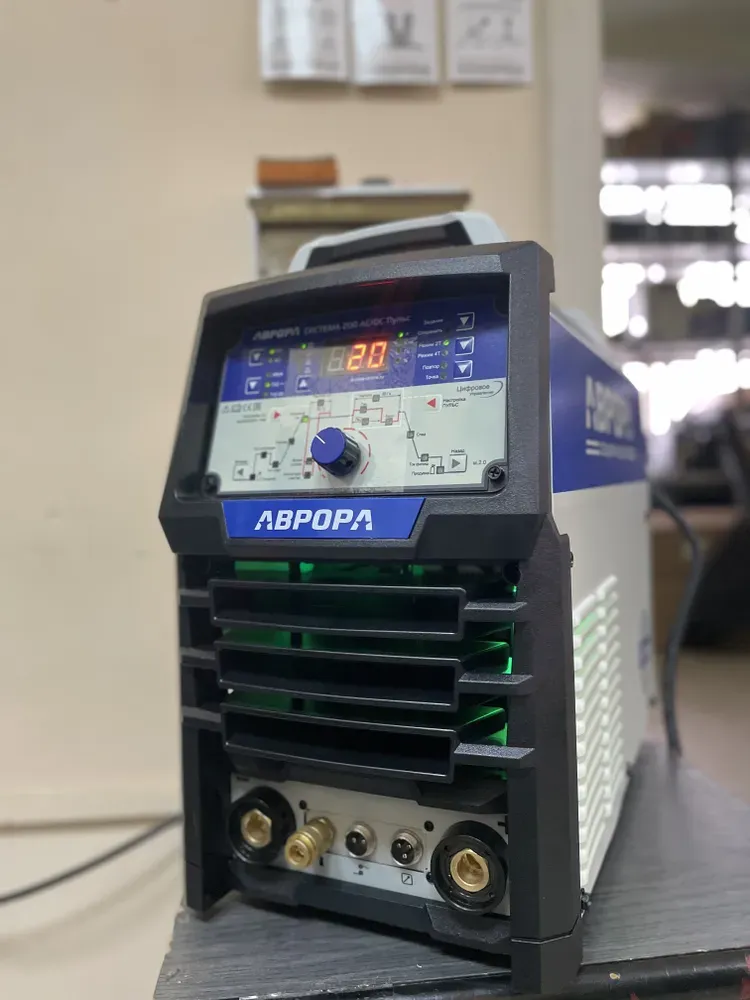 Сварочный инвертор Аврора Система 200 AC/DC ПУЛЬС v2.2 — детальное фото оборудования для СТО на remkola.by